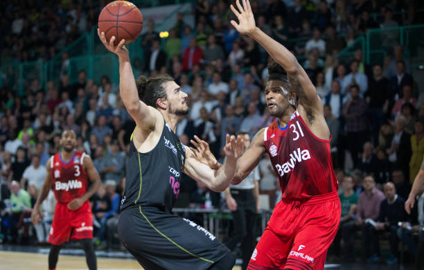 3座西甲冠 3座西甲冠