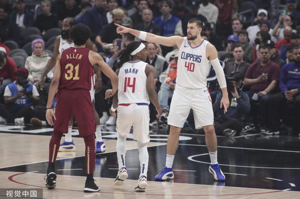 用最前沿的 用最前沿的