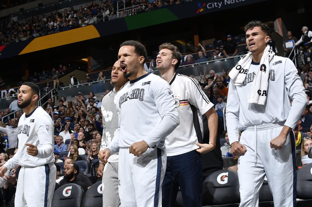 连续进行三 连续进行三